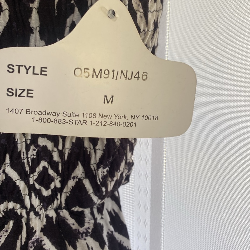 NWT Angie Wide Leg Jumpsuit size medium - Picture 4 of 9